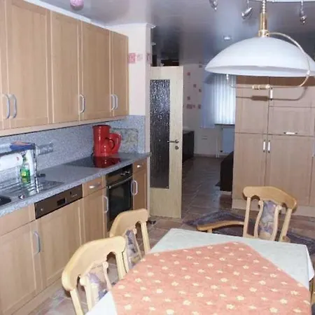 Bischoff Apartment *