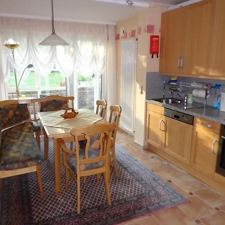 Bischoff Apartment *